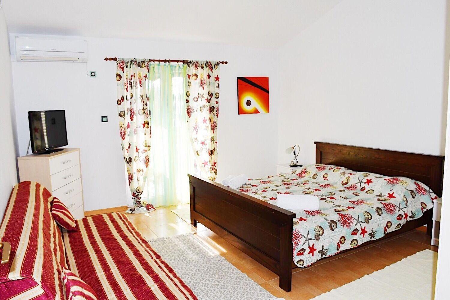 Apartments Darko - 30 M From Beach Sukošan Екстериор снимка