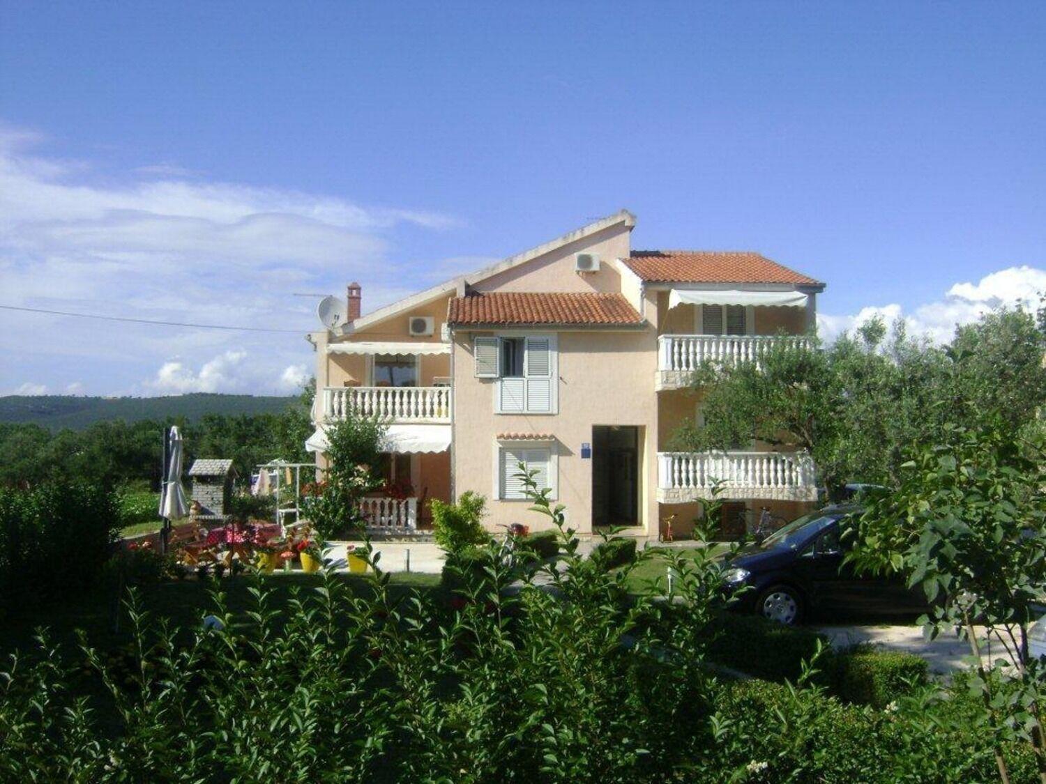 Apartments Darko - 30 M From Beach Sukošan Екстериор снимка